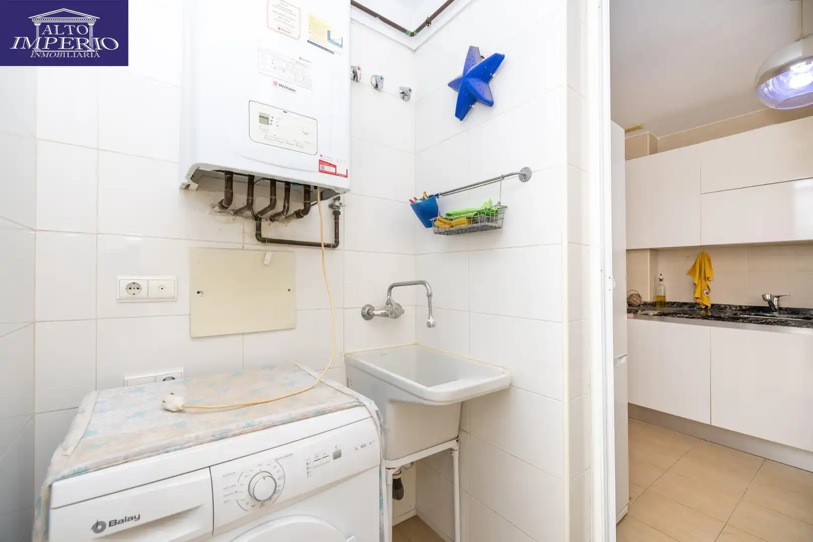 Flat with lift for sale in Genil, imagen 17
