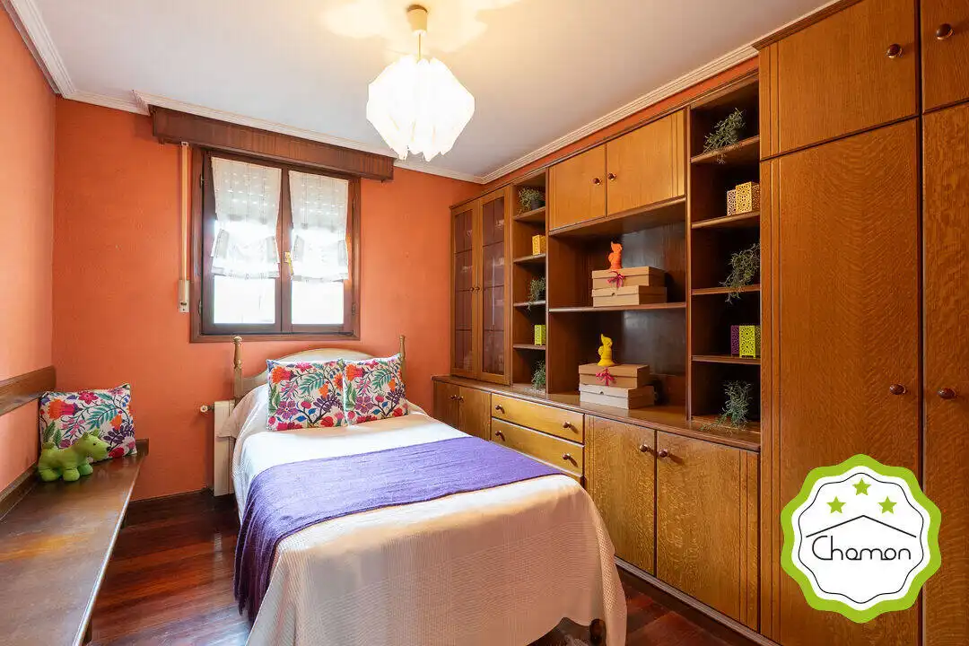 Schlafzimmer von Country house zum Verkauf in Aulesti mit Heizung und Abstellraum