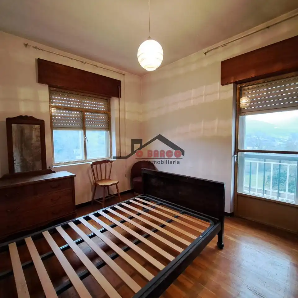 Casa amb terrassa en venda a AVDA BIERZO, imagen 15