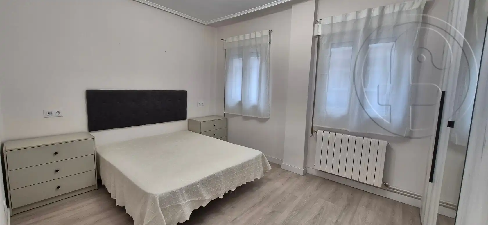 Bedroom of Flat for rent in Santander  with Heating, Parquet flooring and Furnished