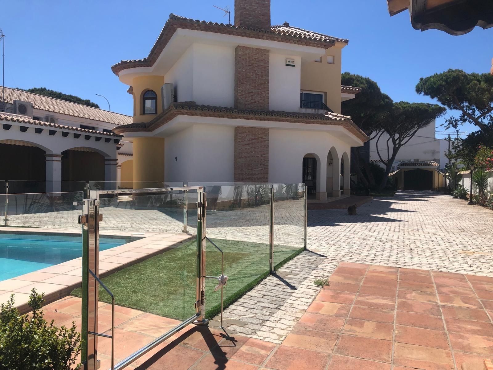 Garden of House or chalet for sale in Chiclana de la Frontera  with Heating, Private garden and Terrace
