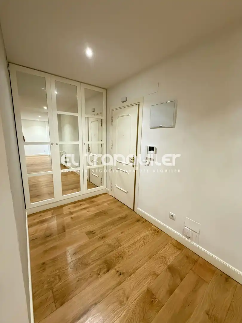 Wohnung zur Miete in Las Rozas de Madrid mit Parkett, Abstellraum und Schwimmbad