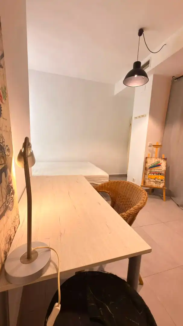 Bedroom of Apartments for rent in Granada  with Air Conditioner, Furnished and Washing machine