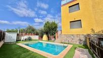 Swimming pool of House or chalet for sale in Castellar del Vallès  with Air Conditioner and Swimming Pool