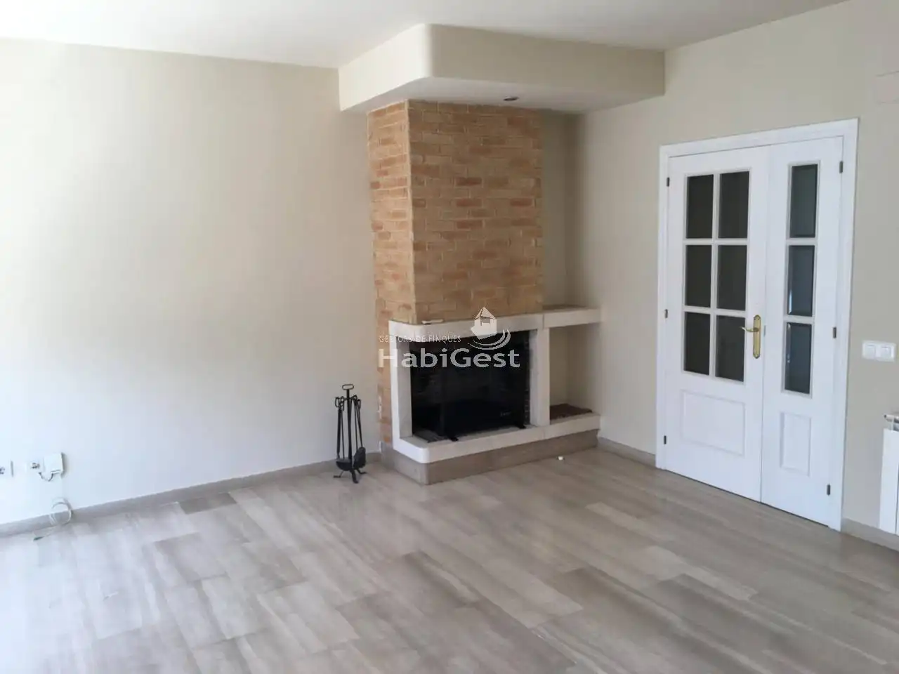 Sala de estar de Casa adosada en venta en Quart con Aire acondicionado, Calefacción y Terraza