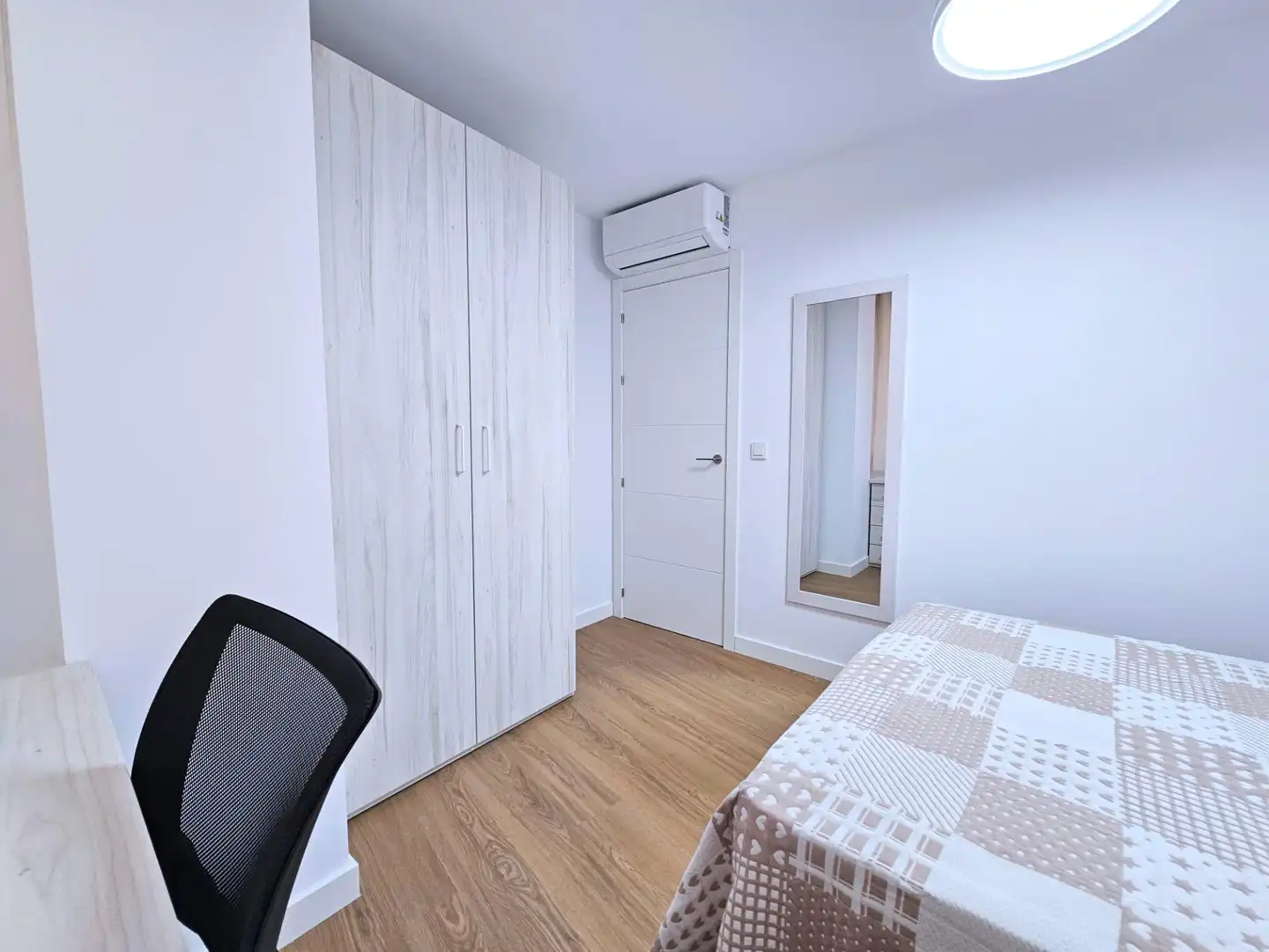 Bedroom of Flat for rent in Cartagena  with Air Conditioner and Furnished