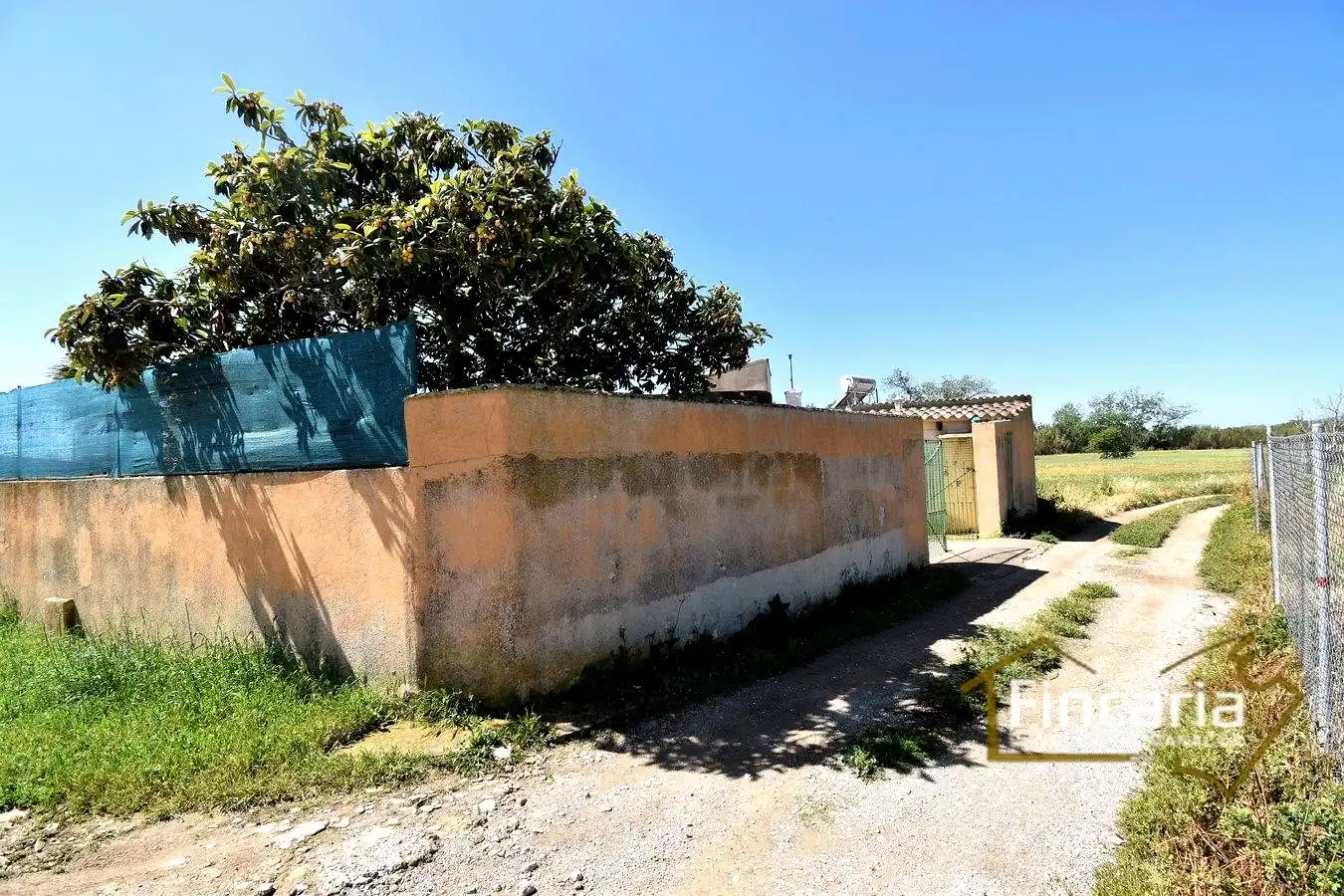 Casa rústica amb jardí en venda a Poligono Poligon 27, imagen 2