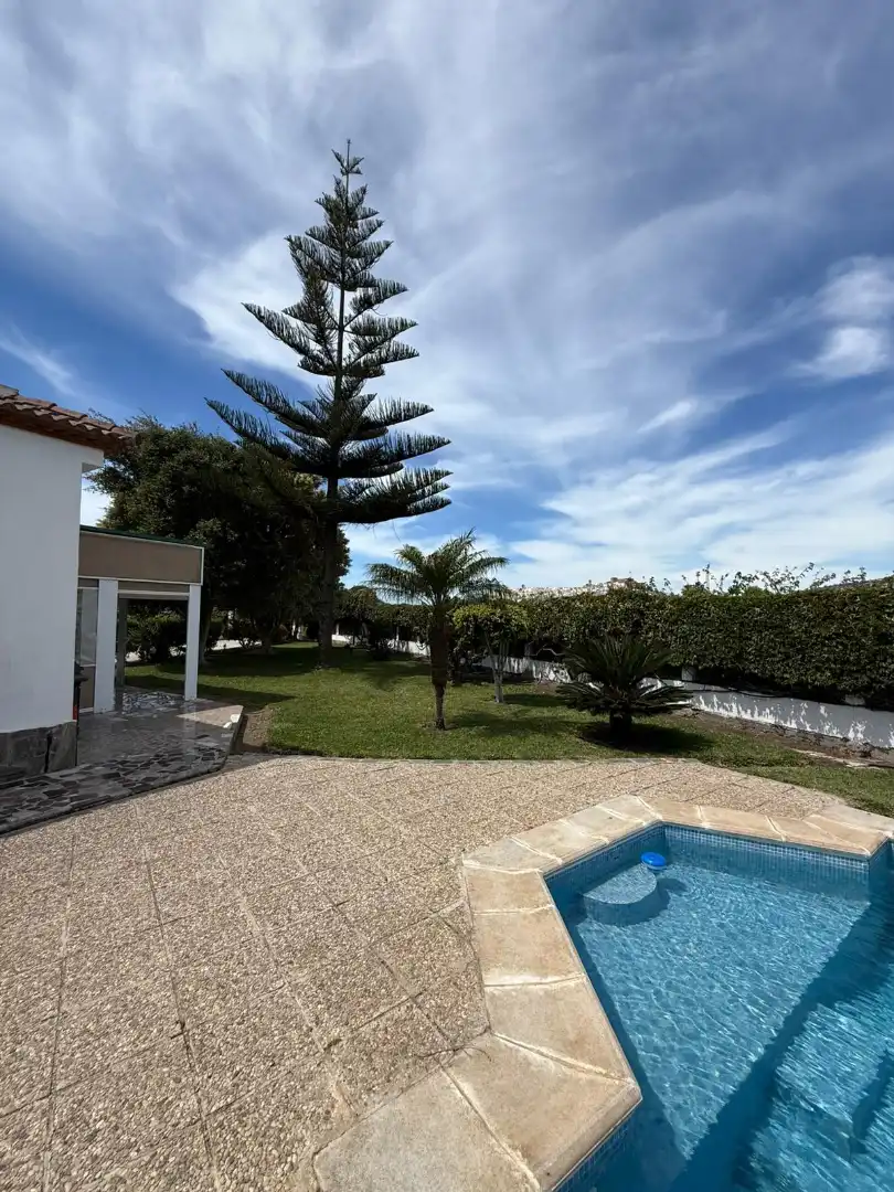 Piscina de Casa o chalet de alquiler en Salobreña con Calefacción, Jardín privado y Terraza