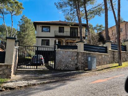 Exterior view of House or chalet for sale in Albalate de Zorita  with Heating, Private garden and Terrace