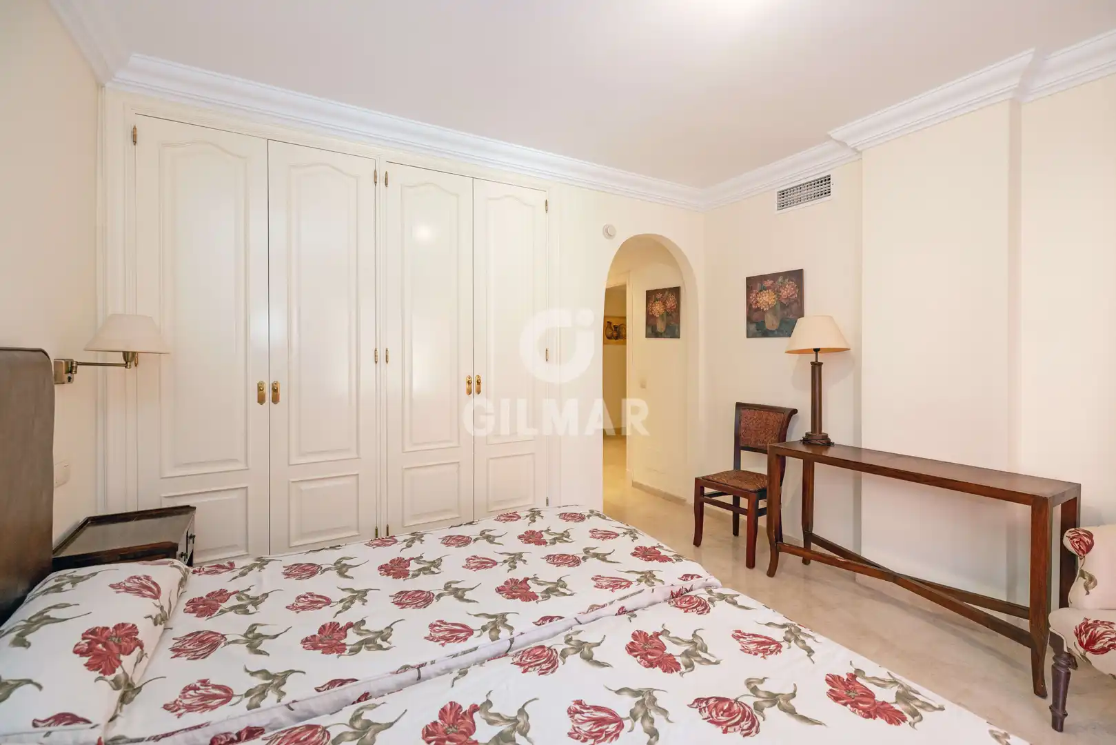 Dormitori de Apartament en venda en Marbella amb Calefacció, Traster i Piscina
