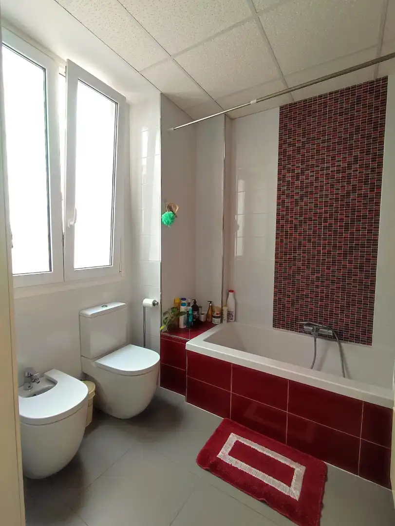 Baño de Piso en venta en Cádiz con Aire acondicionado, Trastero y Amueblado