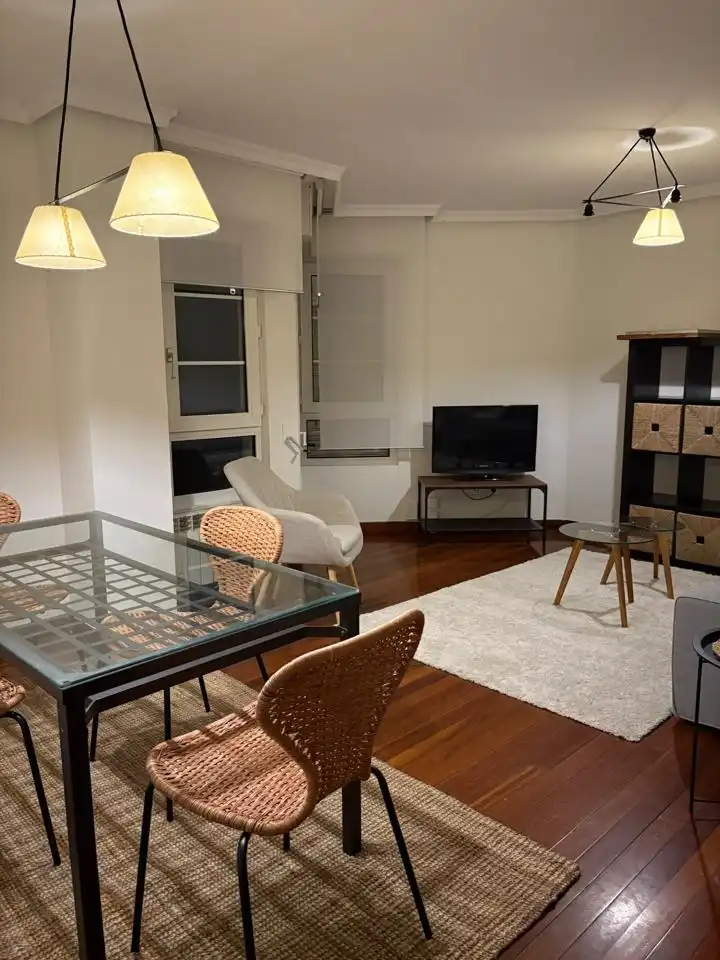 Sala de estar de Piso de alquiler en Santander con Amueblado