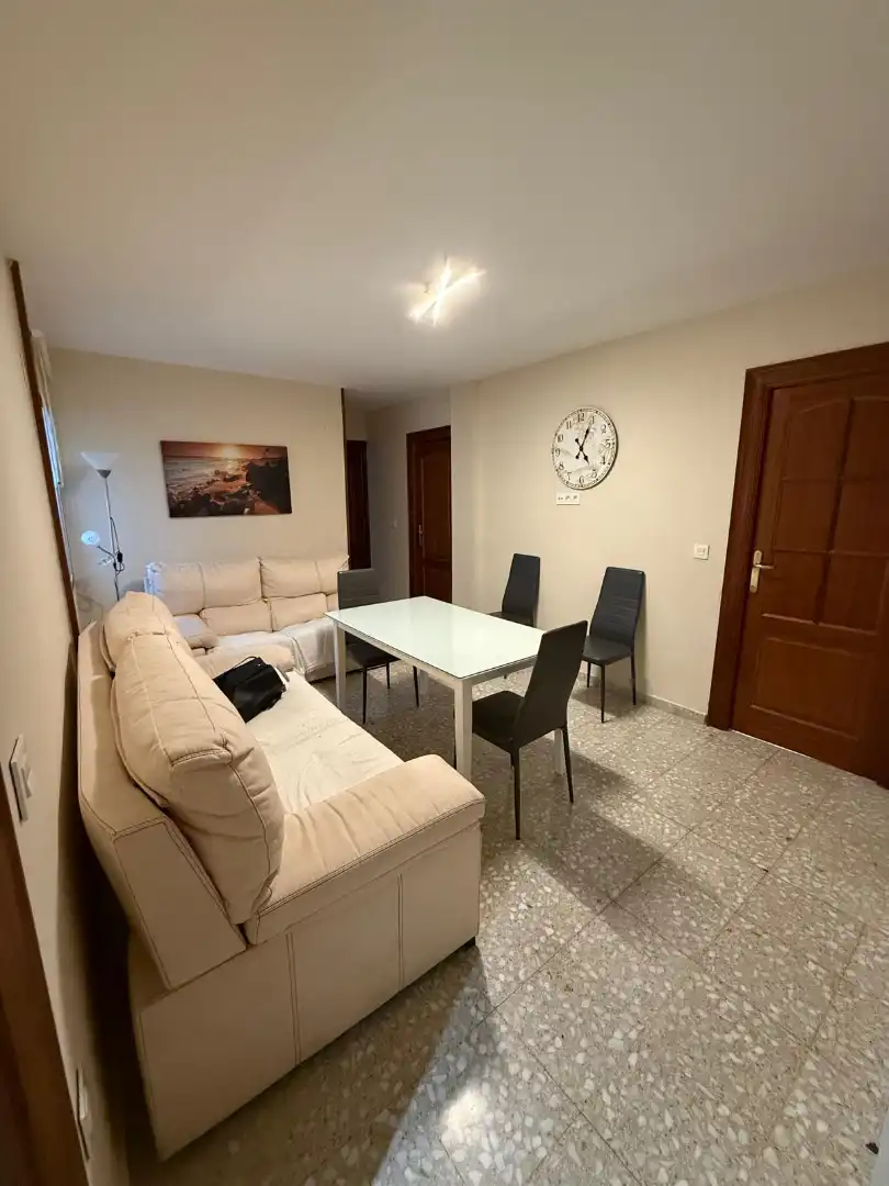 Living room of Flat for share in Jaén  with Furnished