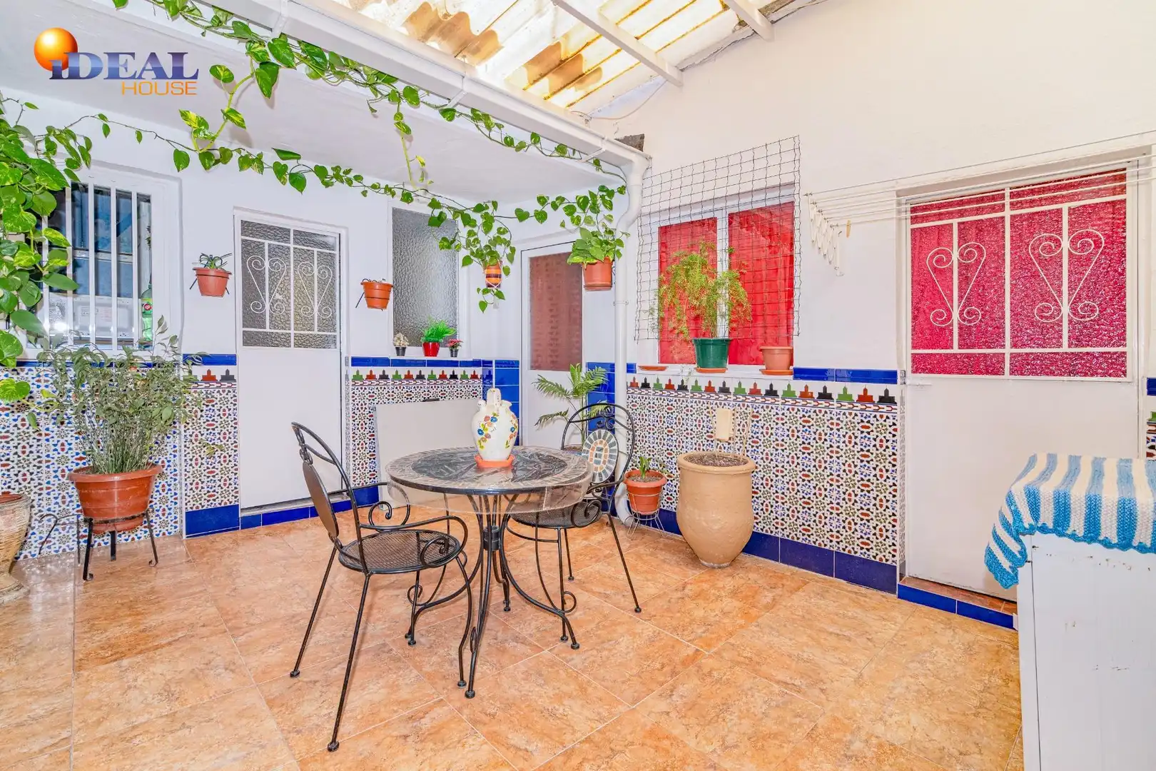 Terraza de Casa adosada en venta en Loja