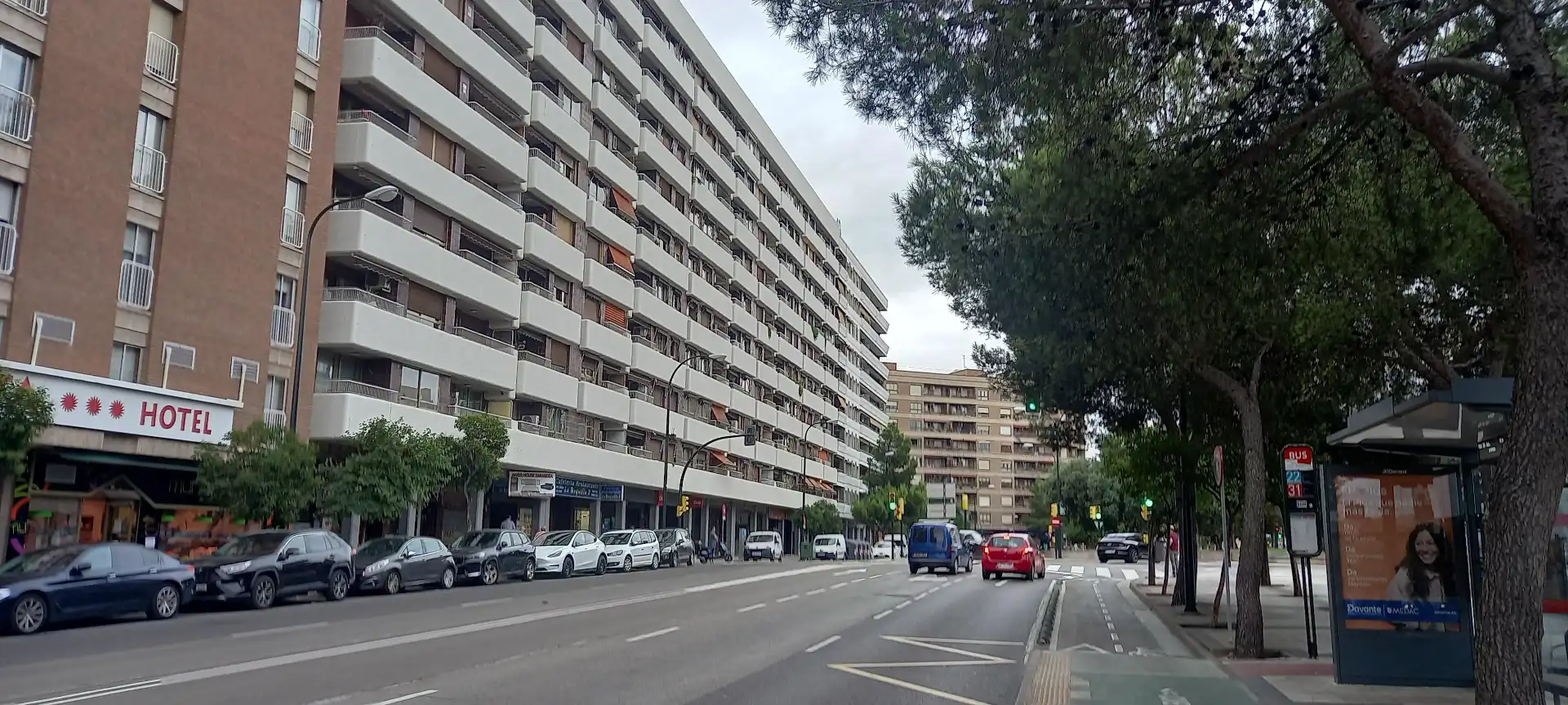 Vista exterior de Piso en venta en Zaragoza con Calefacción, Horno y Lavadora