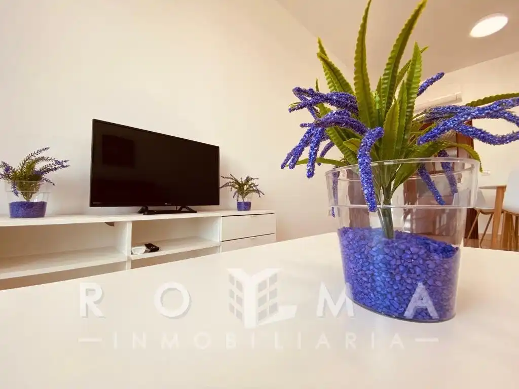 Wohnzimmer von Wohnung zur Miete in Dos Hermanas mit Klimaanlage, Abstellraum und Balkon