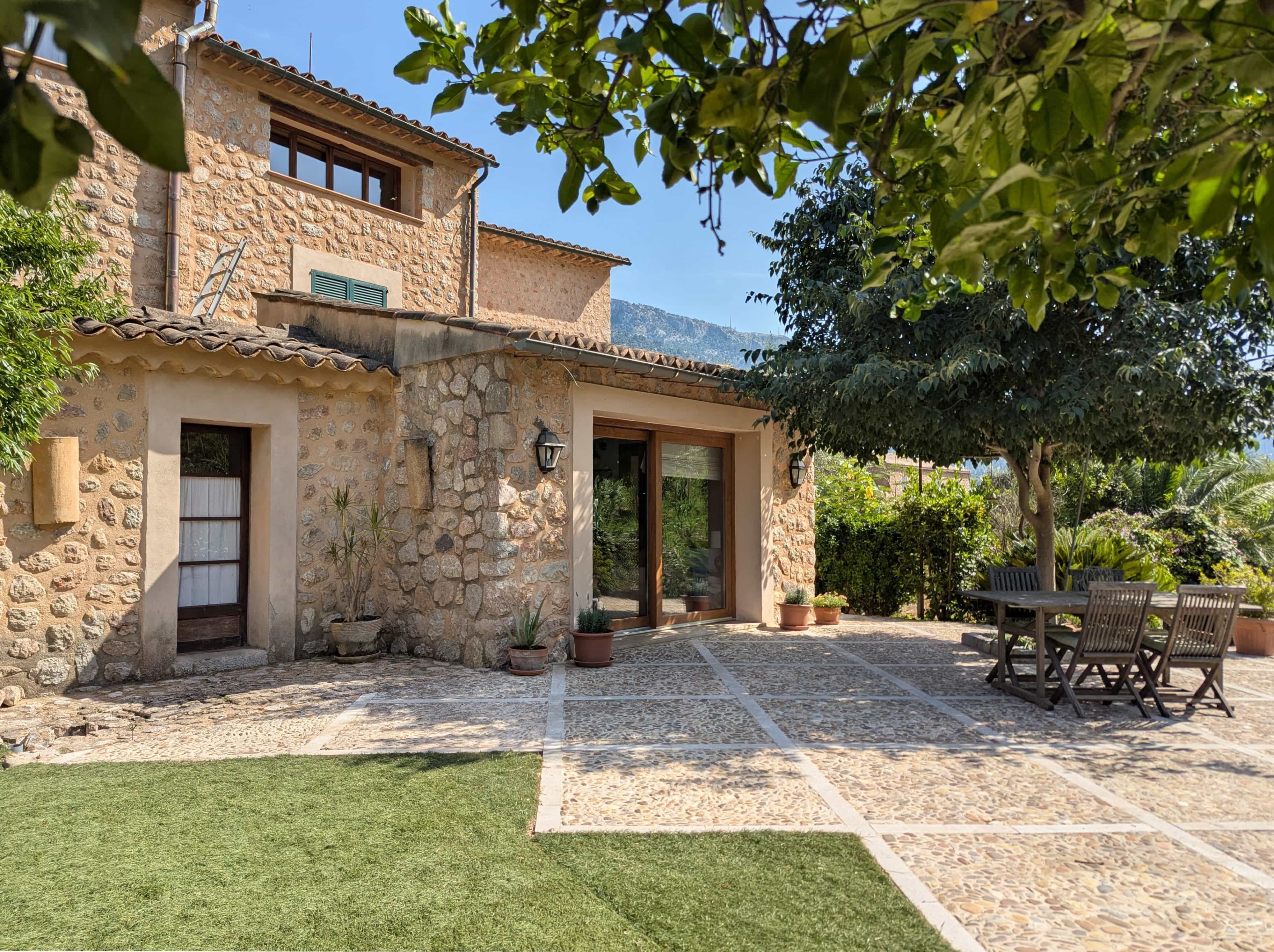Exterior view of House or chalet for sale in Sóller  with Air Conditioner