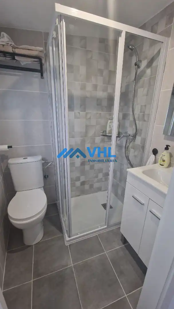 Badezimmer von Wohnungen zur Miete in Castro-Urdiales mit Möbliert