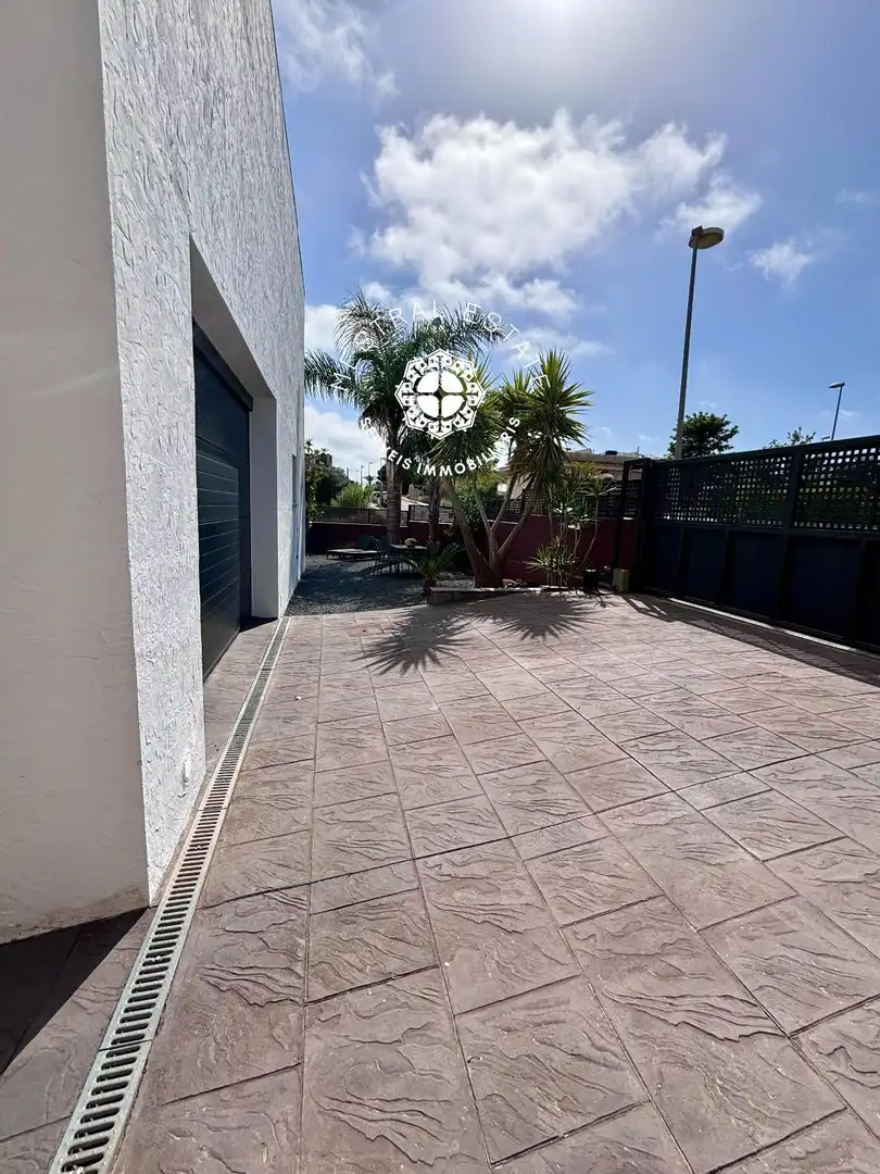 Exterior view of Houses for sale in Cambrils  with Air Conditioner, Heating and Terrace
