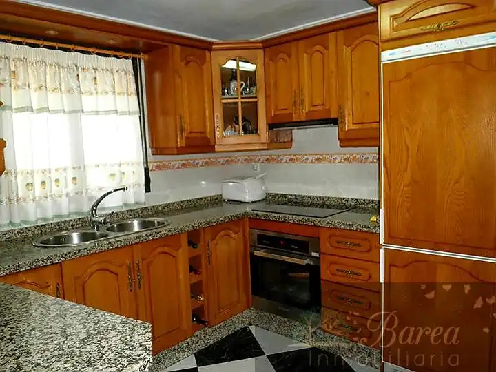 Maison mitoyenne avec terrasse à vendre à Rute, imagen 2