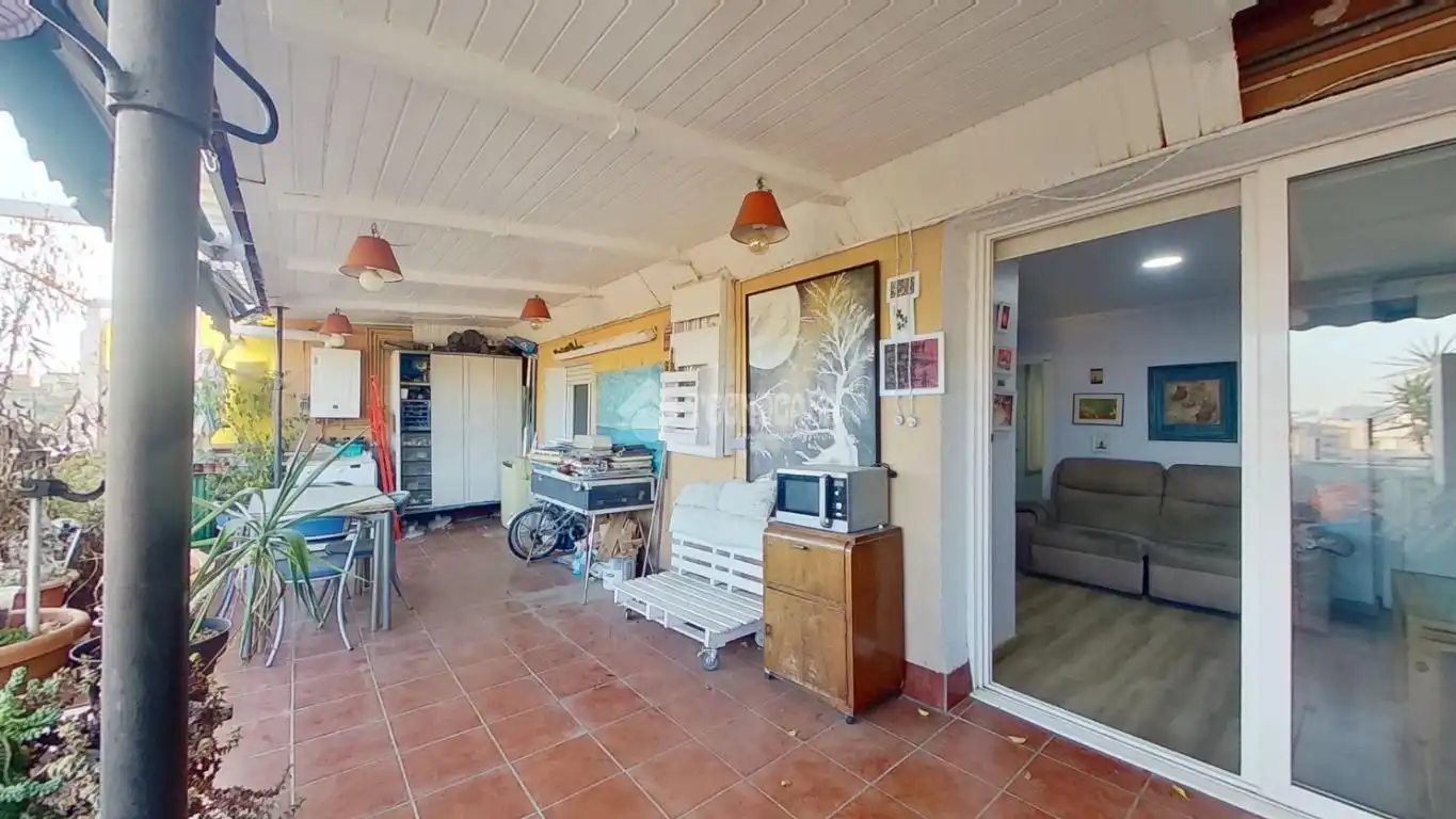 Cocina de Piso en venta en Barberà del Vallès con Parquet y Terraza