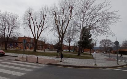 Vista exterior de Pis en venda en Cuenca Capital amb Calefacció