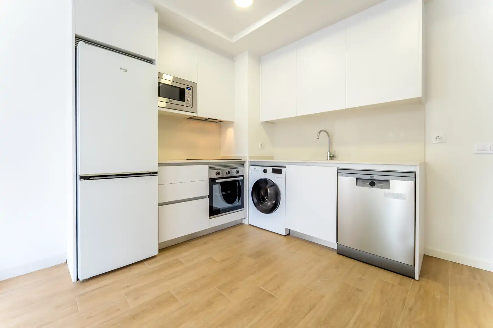 Flat with pool to rent in Calle de Juan Ignacio Luca de Tena 28, imagen 11