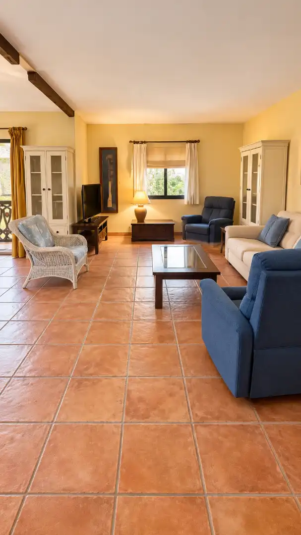 Sala d'estar de Edifici en venda en Manilva Pueblo