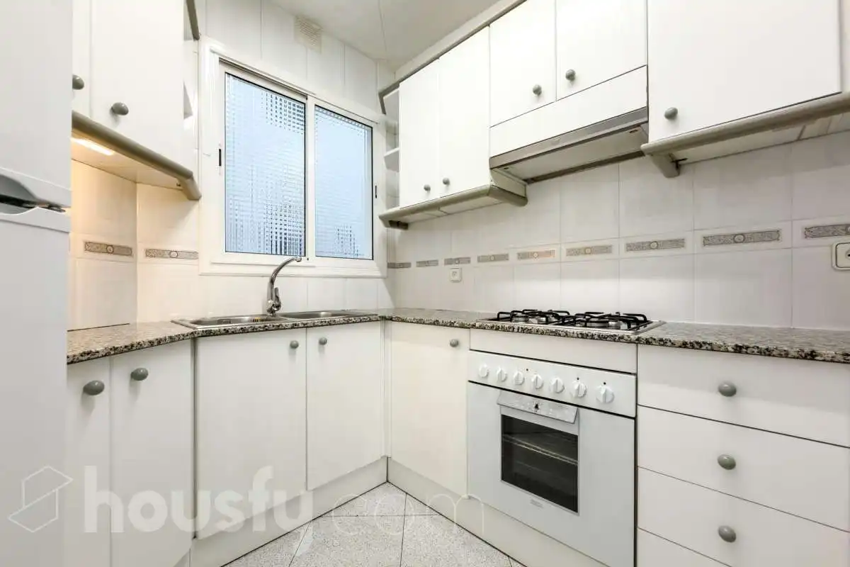 Cocina de Piso en venta en Barcelona
