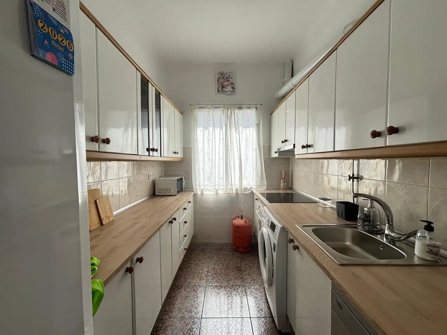 Kitchen of Flat for rent in Cáceres  with Air Conditioner, Furnished and Balcony