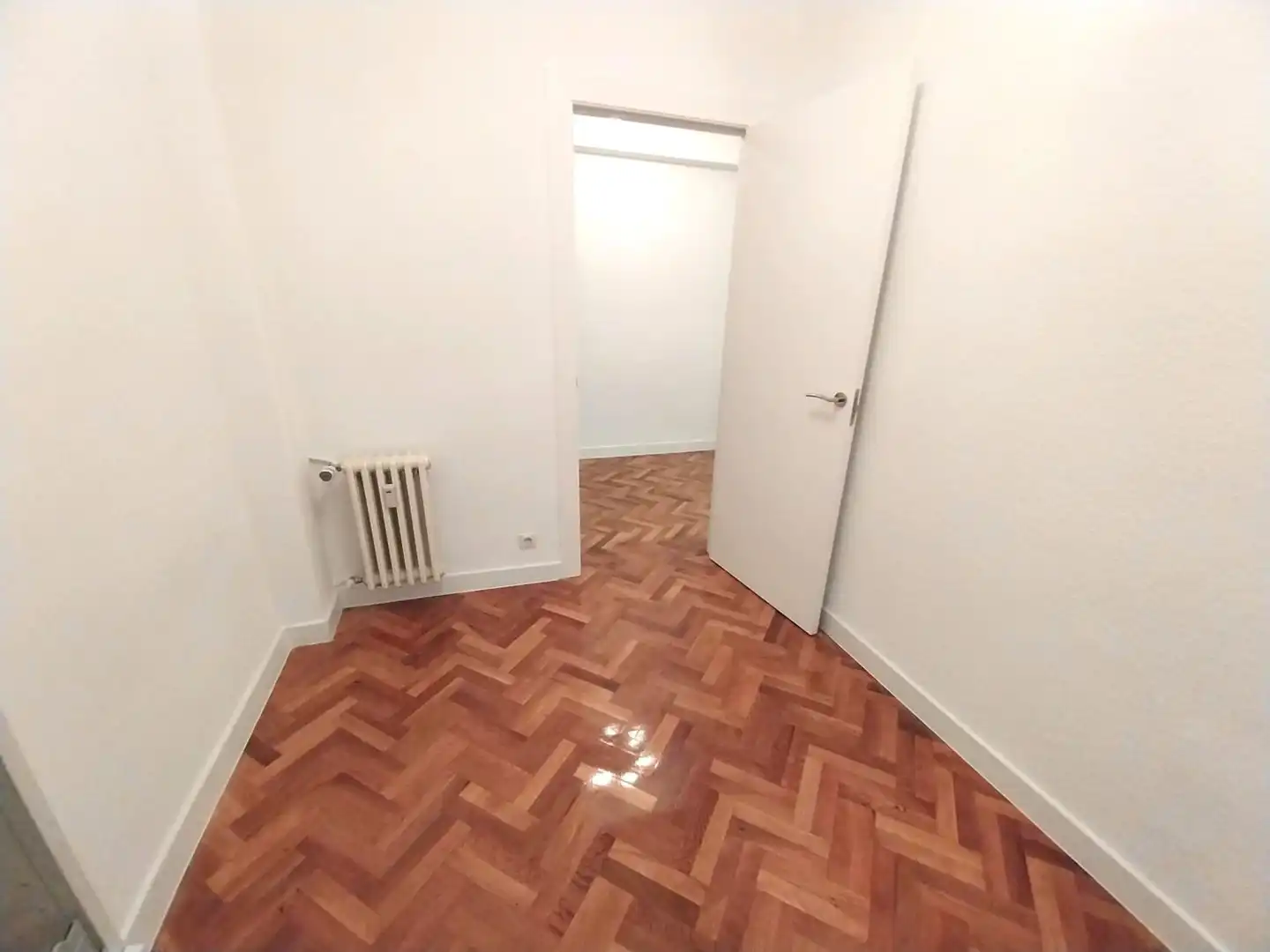Dormitori de Pis en venda en Valladolid amb Calefacció, Parquet i Terrassa