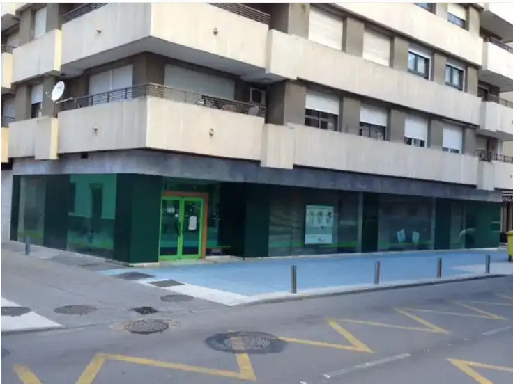 Gewerbefläche zum Verkauf in AVENIDA ANDALUCIA