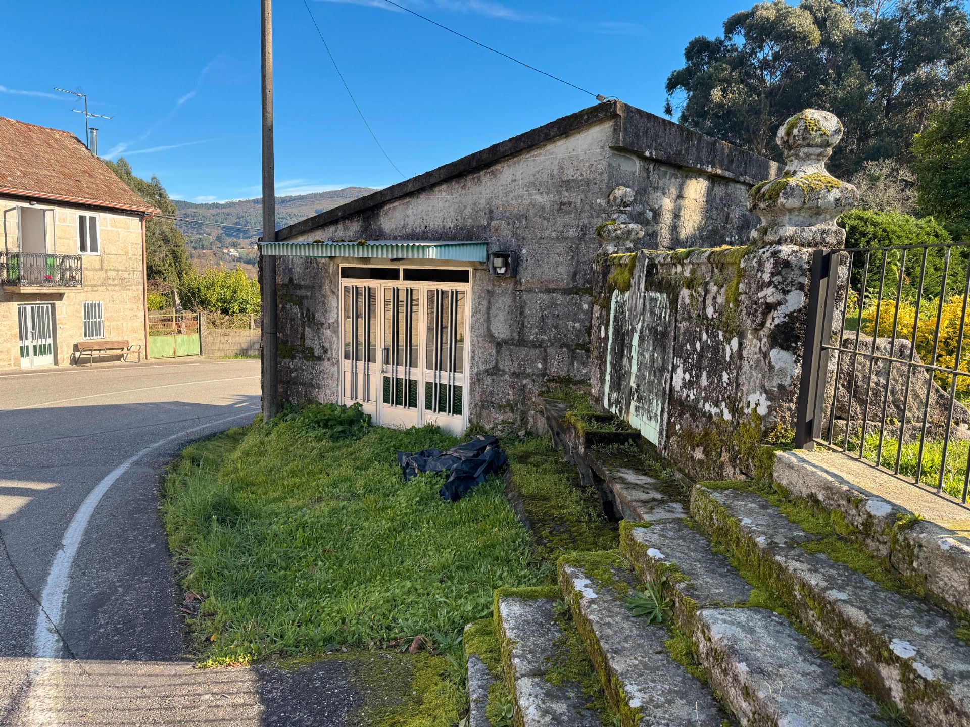 Exterior view of Premises for sale in Covelo
