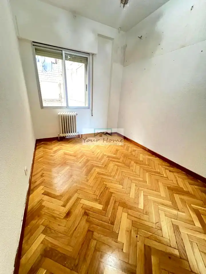 Habitación de Piso en venta en Torrejón de Ardoz con Parquet y Terraza