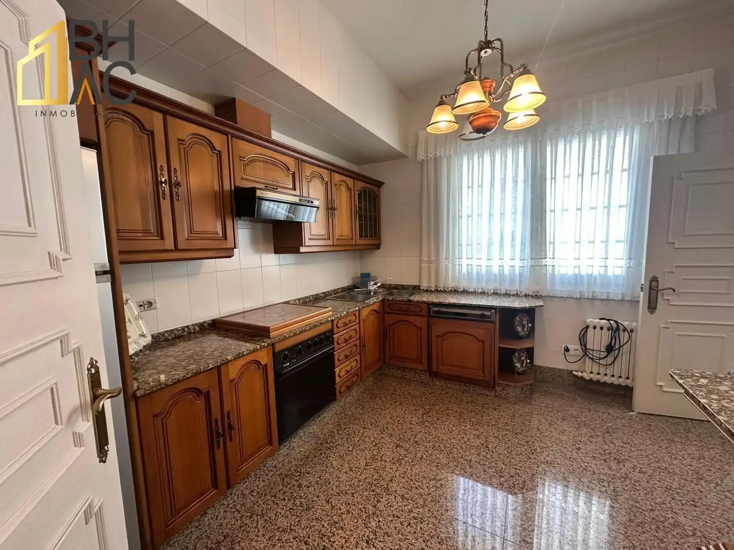 Houses for sale in Ernesto Che Guevara, Perillo