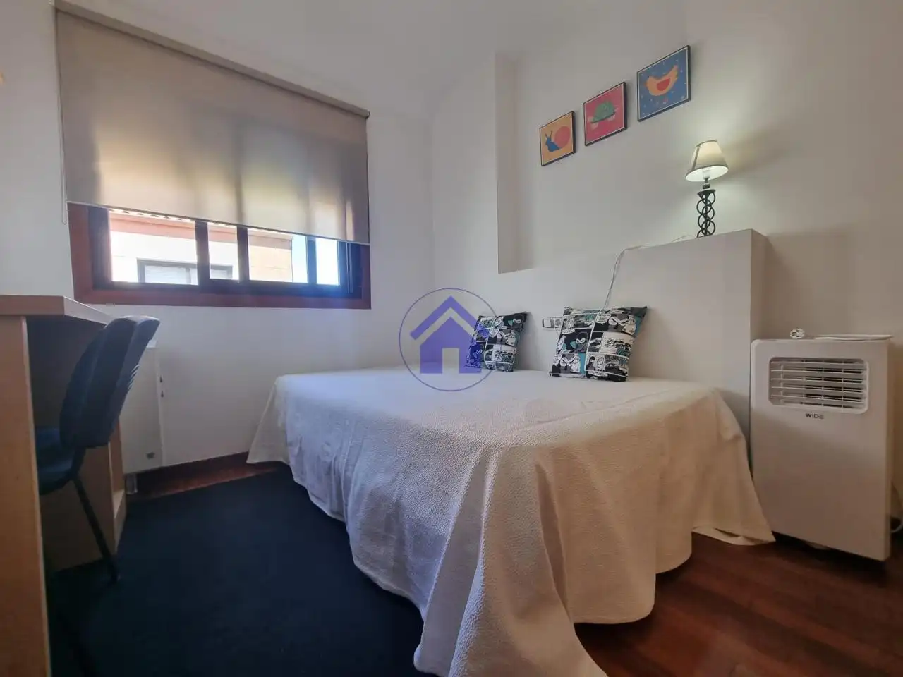 Habitación de Ático de alquiler en Pontevedra Capital  con Calefacción, Amueblado y Balcón
