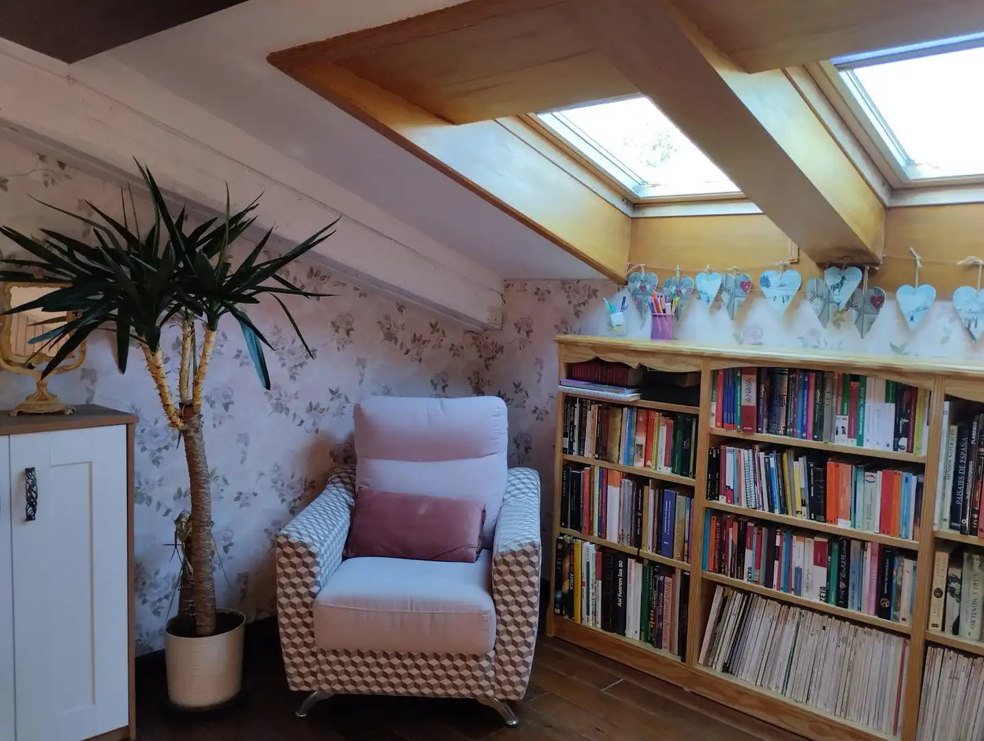 Sala de estar de Casa o chalet en venta en Hermandad de Campoo de Suso con Terraza, Piscina y Amueblado