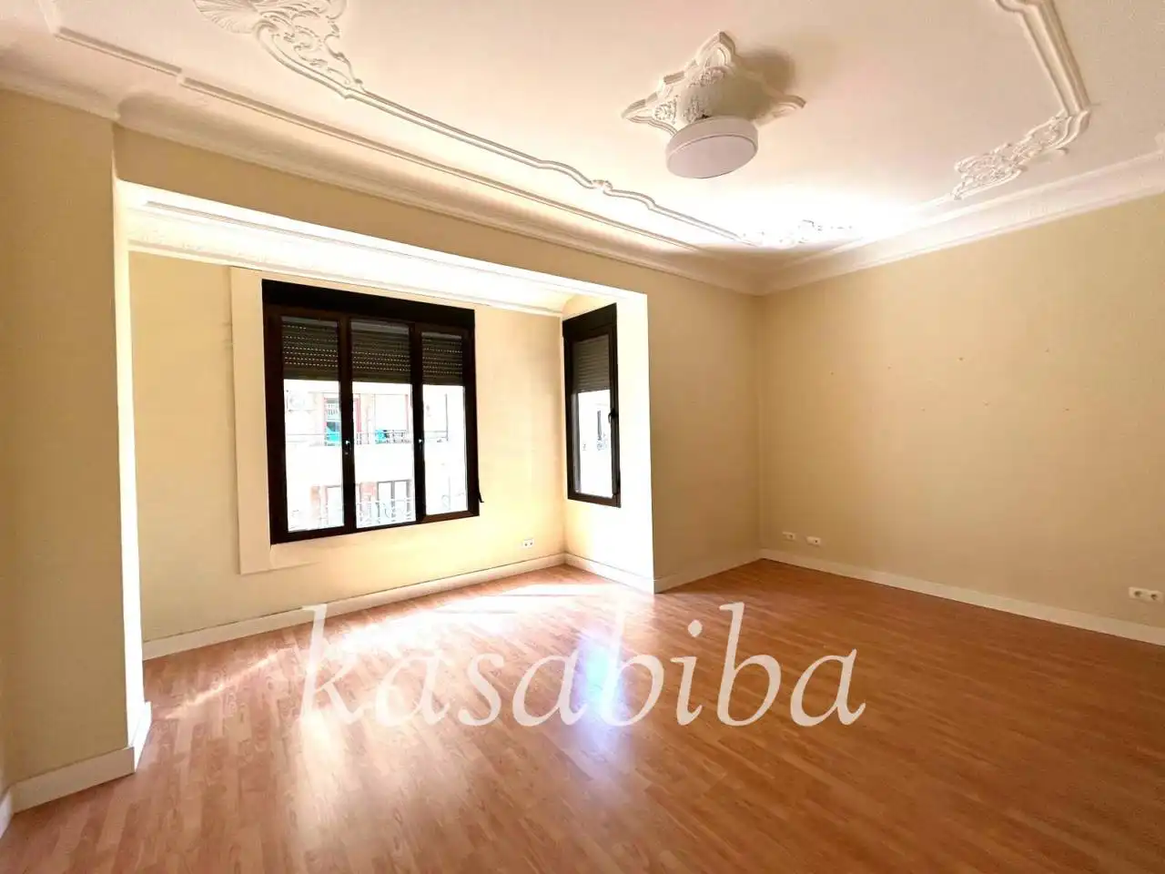 Büro mit Aufzug zur Miete in Calle Cirilo Amorós