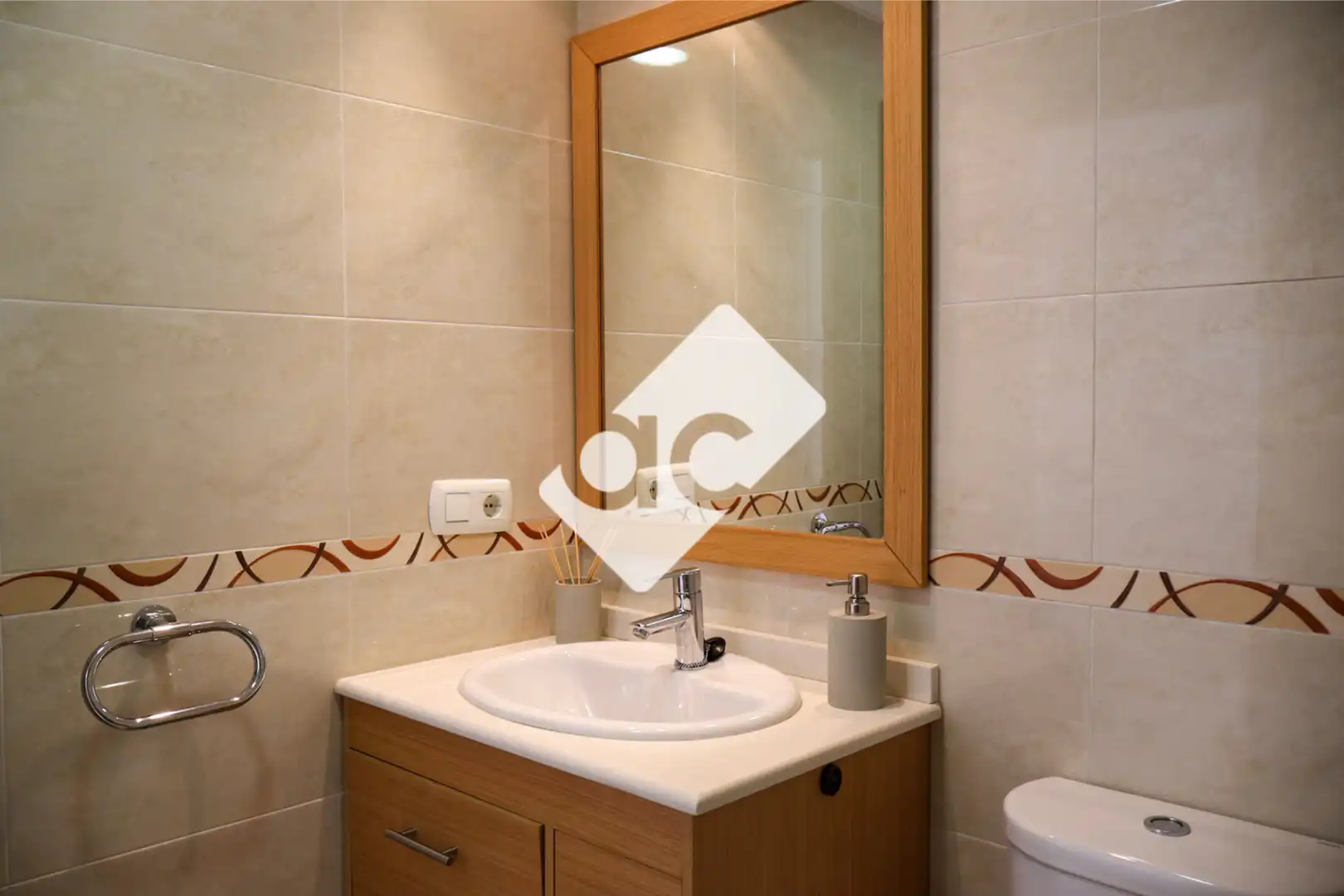 Bathroom of Apartments for rent in El Puig de Santa Maria  with Air Conditioner, Terrace and Furnished