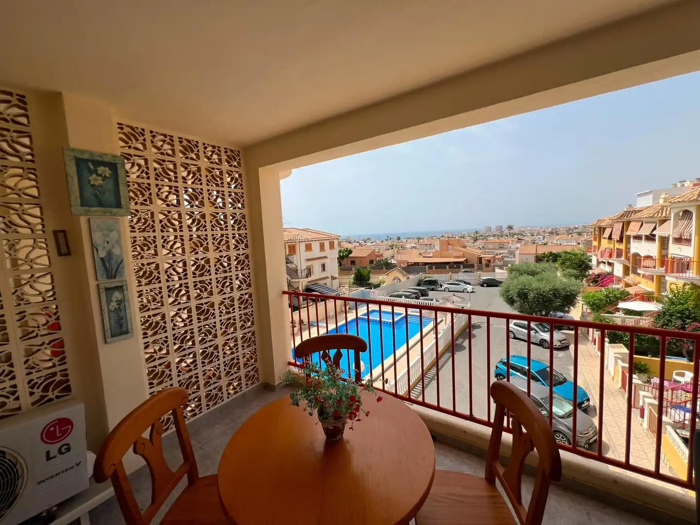 Terrasse von Wohnungen zur Miete in Torrevieja mit Terrasse