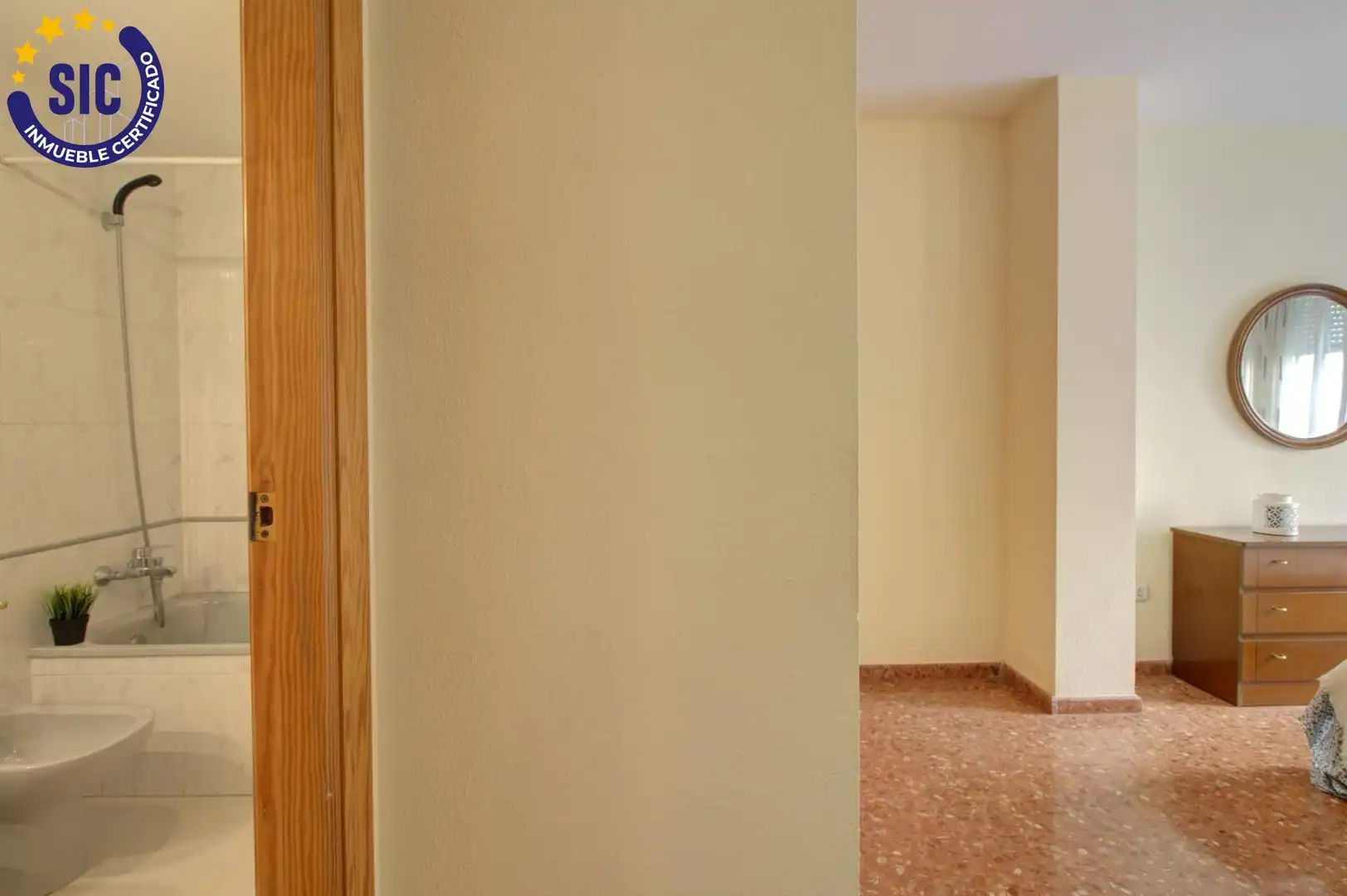 Flat with terrace for sale in Avenida camp de morvedre 82, imagen 32