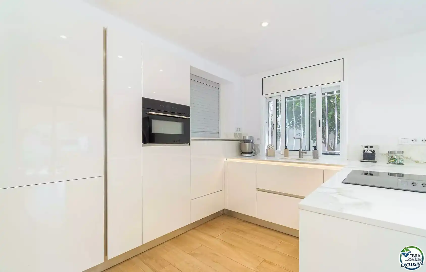 Casa con piscina en venta en Carrer Peni 153, imagen 9