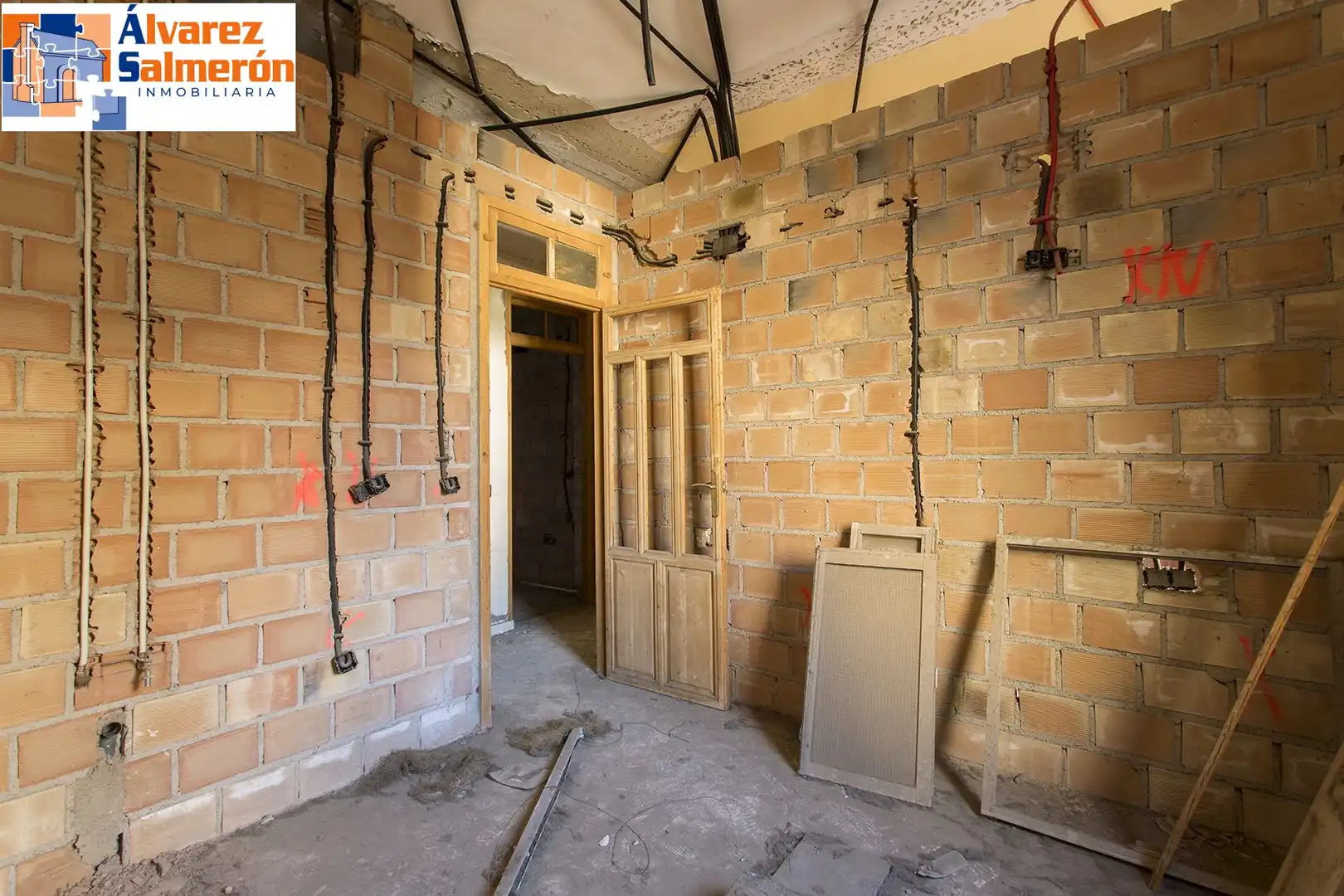 Flat for sale in Granada