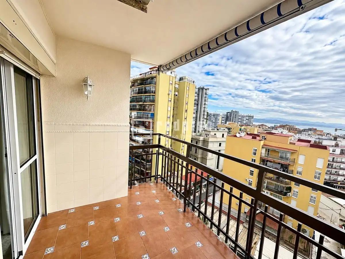 Außenansicht von Wohnung zur Miete in Torremolinos mit Klimaanlage, Terrasse und Möbliert