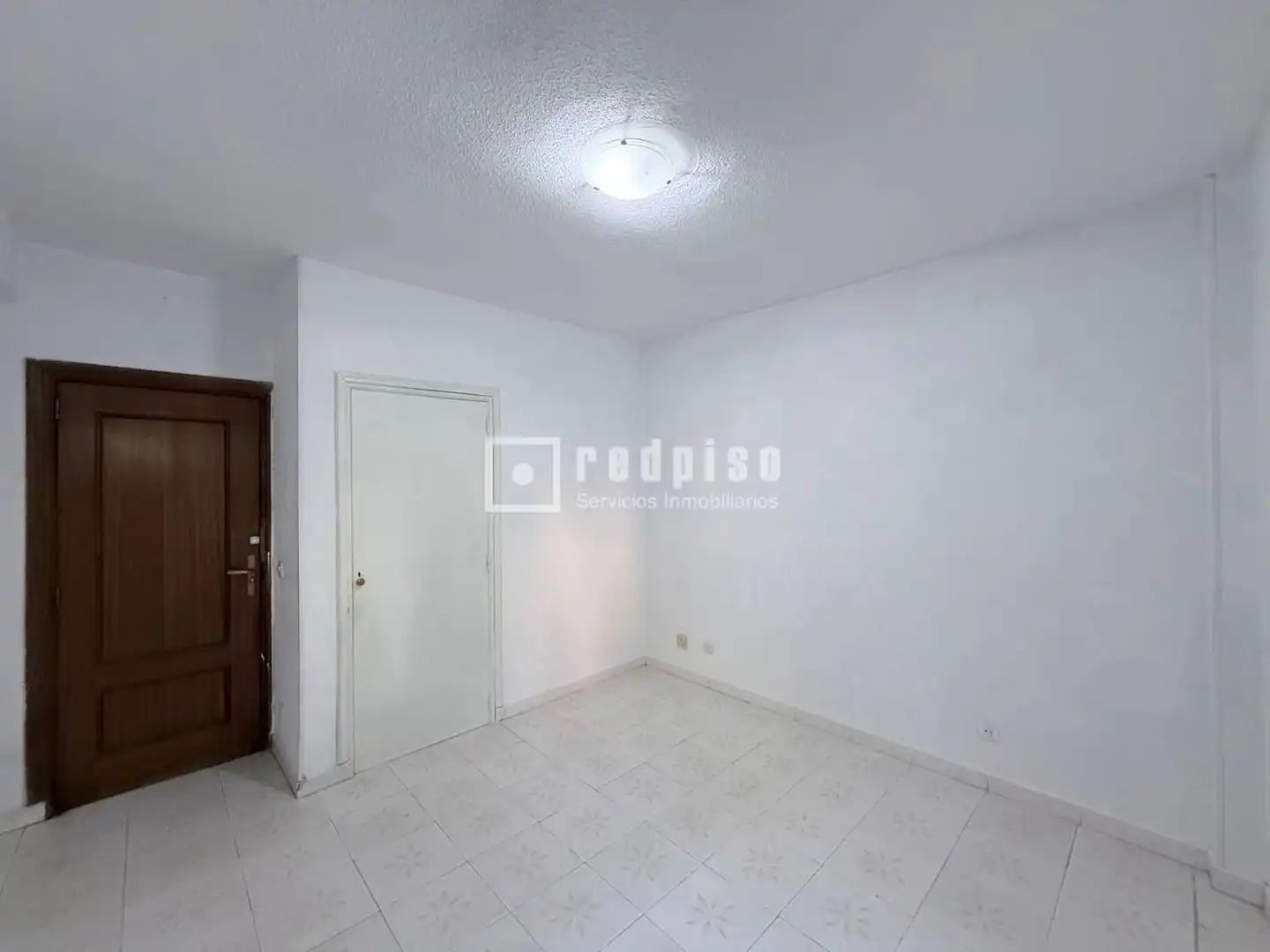 Habitación de Piso en venta en Madrid con Calefacción y Terraza