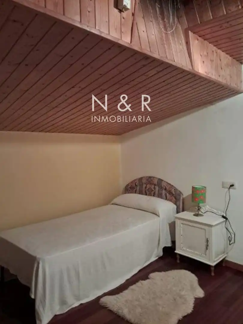 Attic for rent in Virxe Cerca, Concheiros - Fontiñas