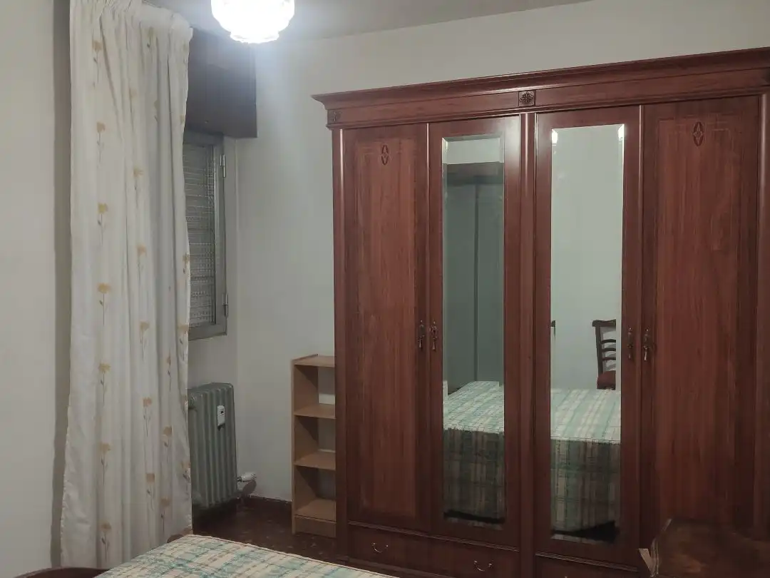 Piso con ascensor en venta en Camino de Ronda 143, imagen 7
