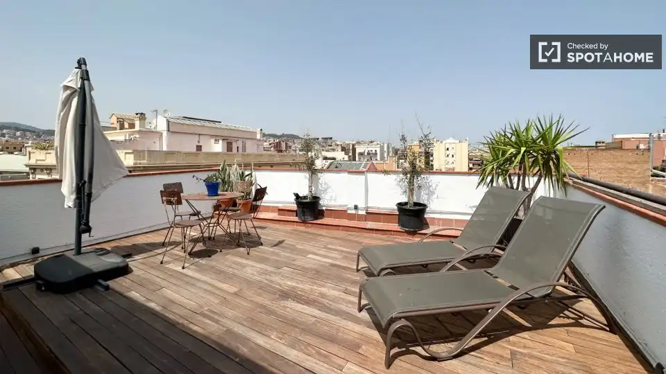 Flat with terrace to rent in Gràcia, imagen 9