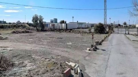 Foto 5 de Terreno industrial en venta en Avenida de Abril - 9 de Octubre, Sagunto / Sagunt