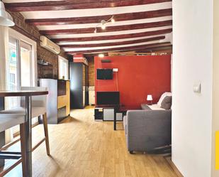 Sala d'estar de Estudi en venda en  Barcelona Capital amb Aire condicionat i Balcó